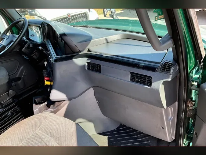 2021 INT LT625 6x4