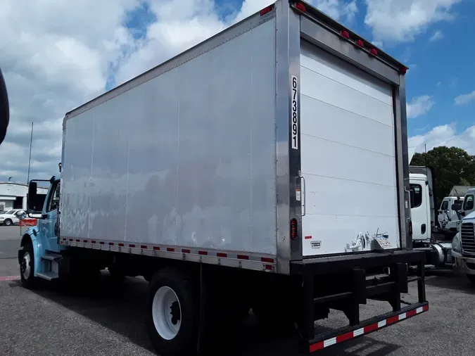 2017 FREIGHTLINER/MERCEDES M2 106