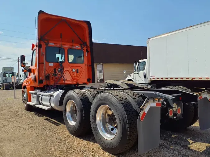 2018 FREIGHTLINER CASCADIA 125