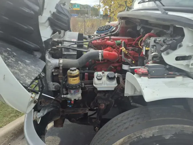 2015 FREIGHTLINER/MERCEDES M2 106