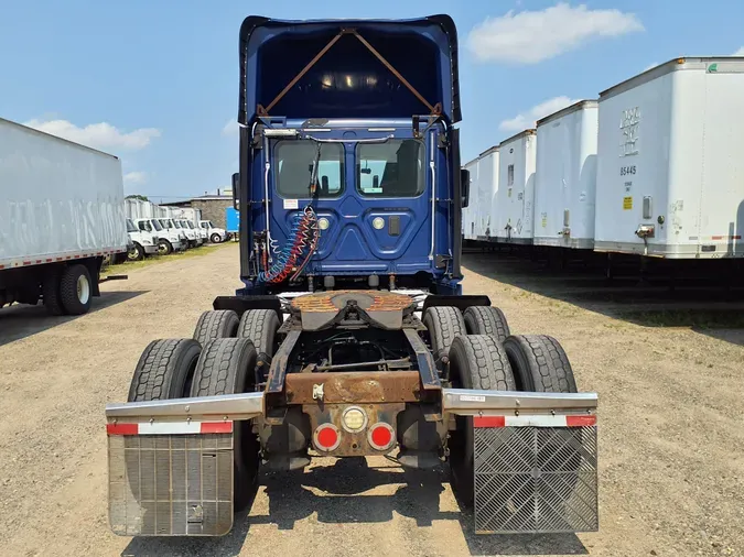 2016 FREIGHTLINER/MERCEDES CASCADIA 125