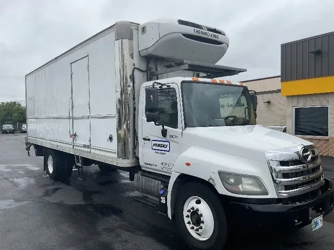 2017 Hino Truck 2681d3ab1bab8ffe3470d937c2d85cf1971