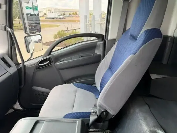 2022 Isuzu FTR1d3bd3bc42af16b30f3cbdde71bd7253