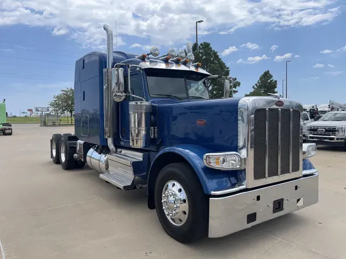 2024 Peterbilt 389