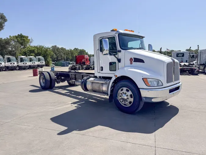 2017 KENWORTH T2701d44522792befa982429cbdc0f020cea
