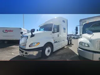 2019 NAVISTAR INTERNATIONAL LT625 SLPR CAB