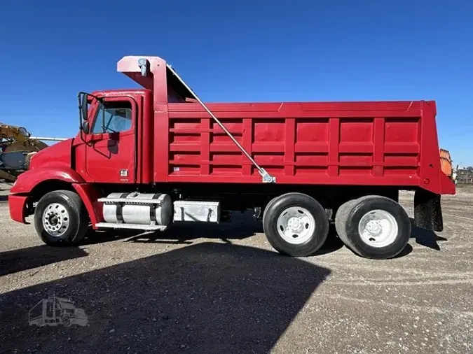 2007 FREIGHTLINER COLUMBIA 112