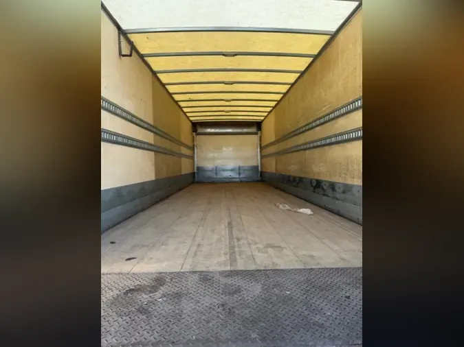 2019 FREIGHTLINER/MERCEDES M2 106