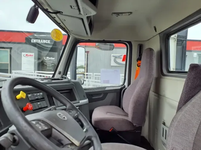2020 VOLVO VNL64T-3001d49fc18c0619ce15c278d0615c6b948