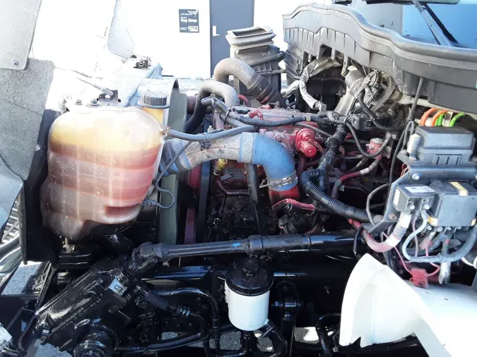 2019 NAVISTAR INTERNATIONAL 4300