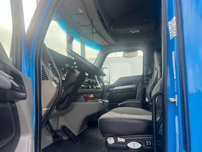 2022 Kenworth T680