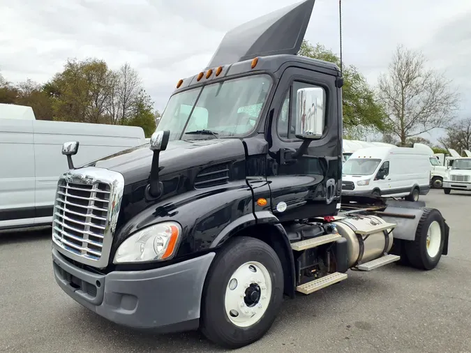 2017 FREIGHTLINER/MERCEDES CASCADIA 1131d5422c9be1698fbeb8a6f294291df8e