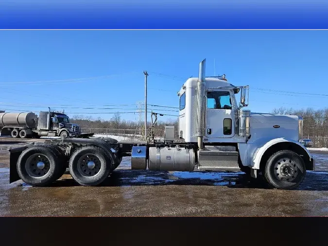 2023 PETERBILT 389