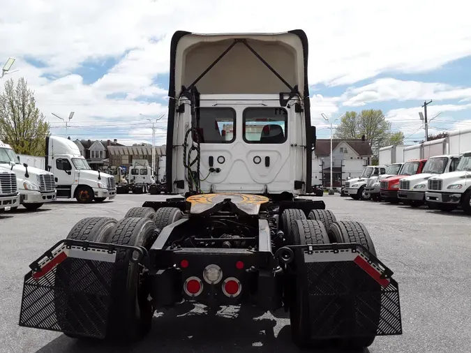 2019 FREIGHTLINER/MERCEDES NEW CASCADIA PX12664