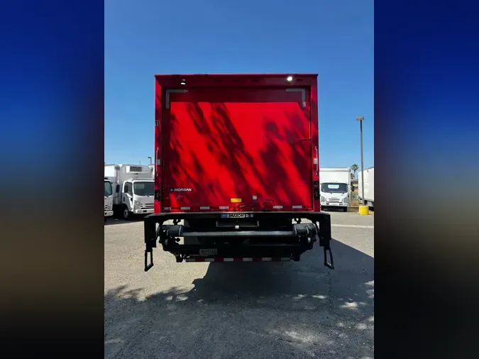 2017 FREIGHTLINER M2 106