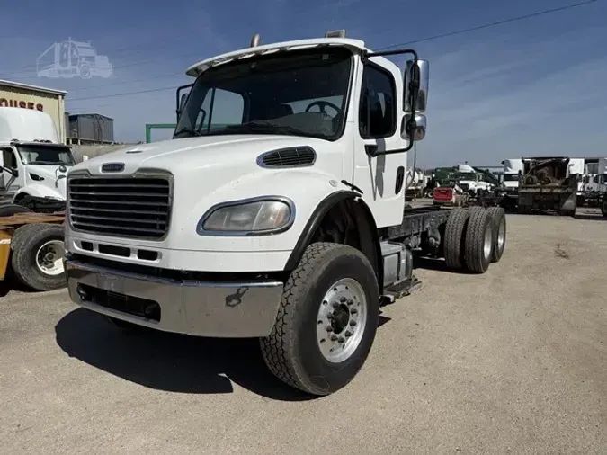 2019 FREIGHTLINER BUSINESS CLASS M2 106