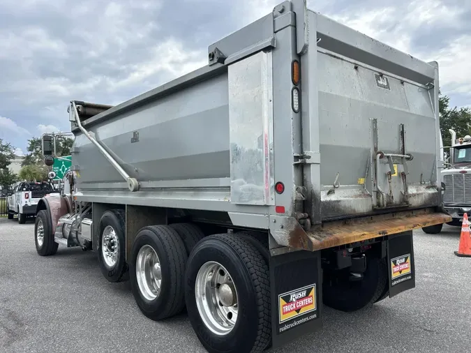 2020 Peterbilt 365