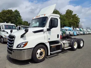2019 FREIGHTLINER NEW CASCADIA PX12664