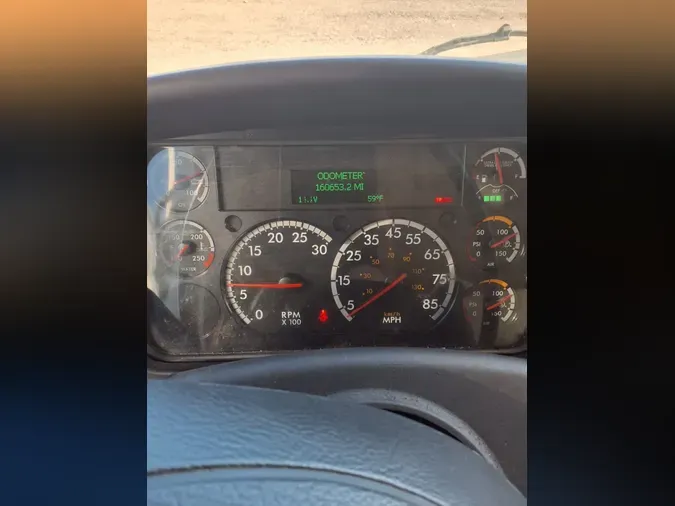 2021 FREIGHTLINER/MERCEDES M2 1061d5bc4e11499cc385e821e12ff81a118