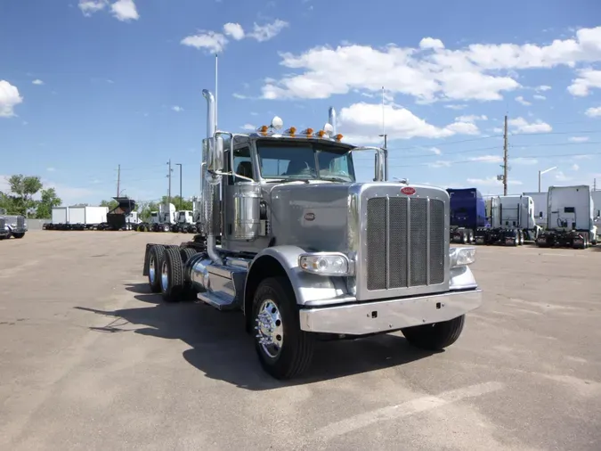 2020 Peterbilt 389