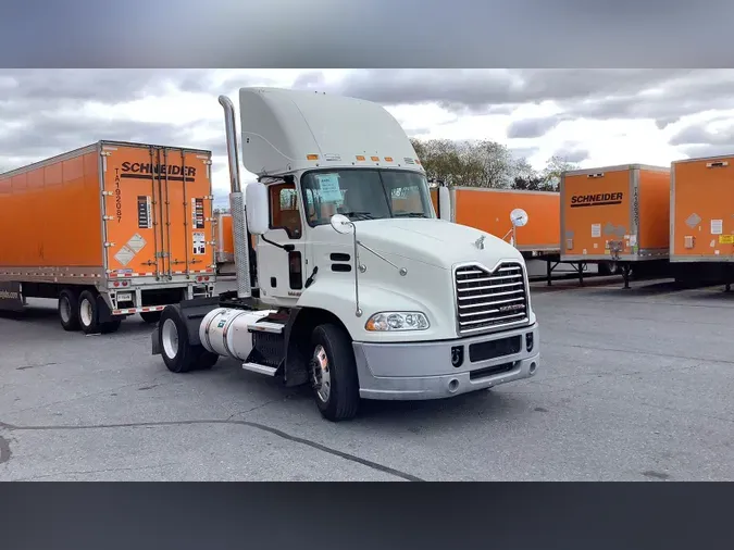 2017 Mack CXU (PINNACLE)1d5d10d38c045208a40bf46d0fc994a9