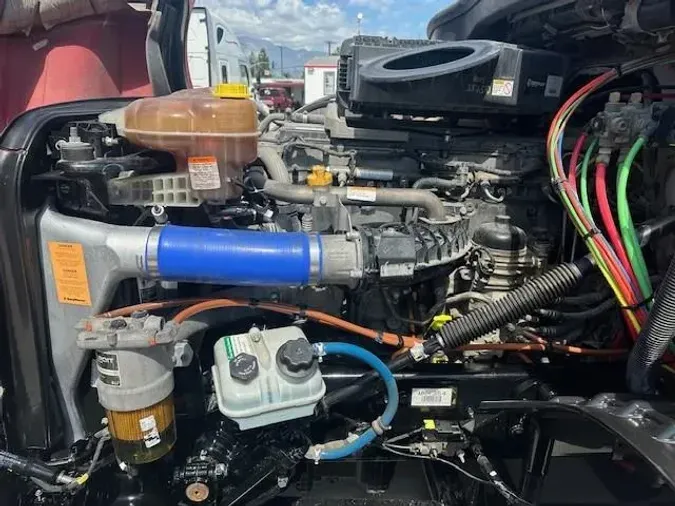 2021 Freightliner Cascadia