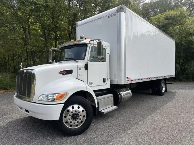 2018 Peterbilt 337