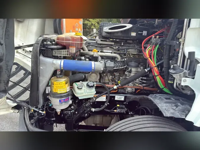 2021 Freightliner Cascadia 1261d66a7f8e0c258e1280946e7b349179c