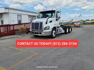 2018 FREIGHTLINER/MERCEDES CASCADIA 113