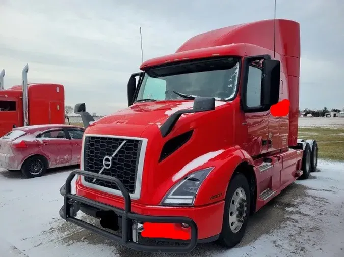 2020 VOLVO VNR64T640