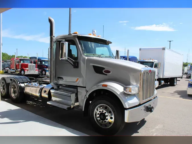 2019 Peterbilt 567