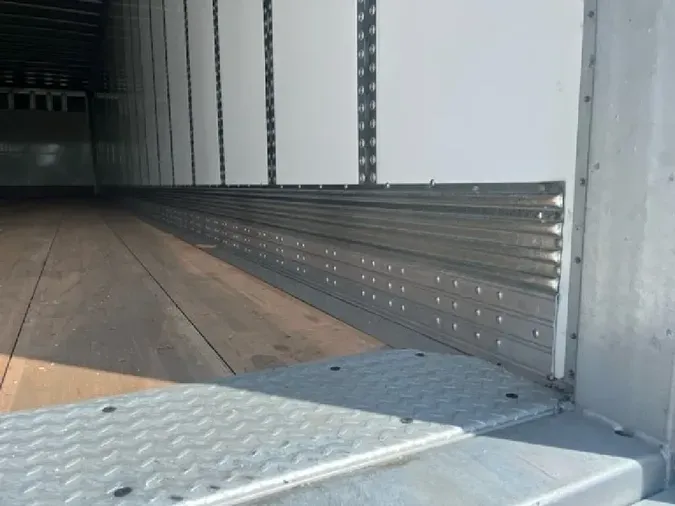 2024 WABASH 25in Flush Mount Logisti