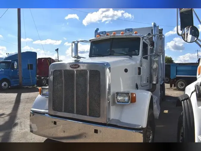 2014 PETERBILT 3671d6ea5303f26ffc243f8e028870a1ef9