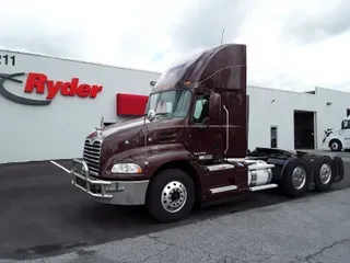2016 Mack CXU600