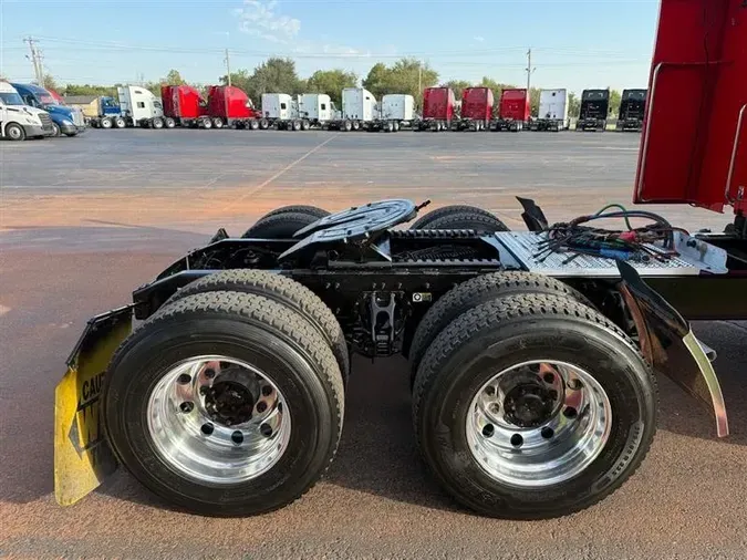 2020 PETERBILT 579