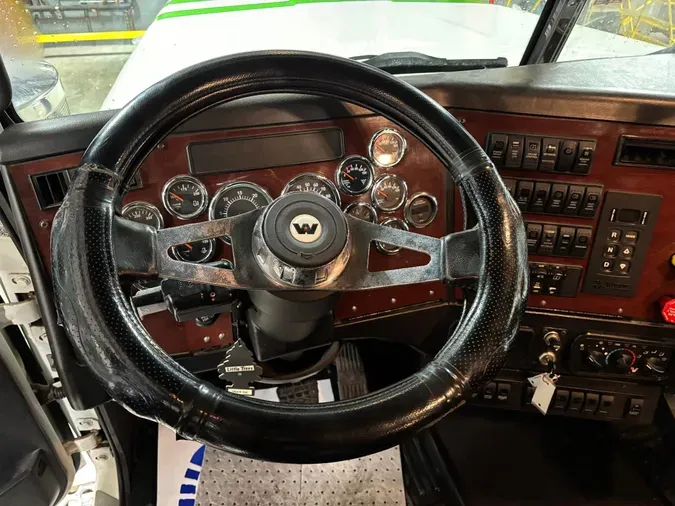 2022 Western Star 4900