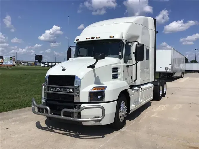 2020 MACK ANTHEM1d7f564aea02c4f9b56f6c316ae32ad1