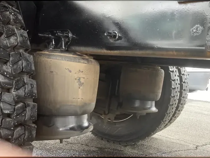 2020 FREIGHTLINER/MERCEDES M2 106