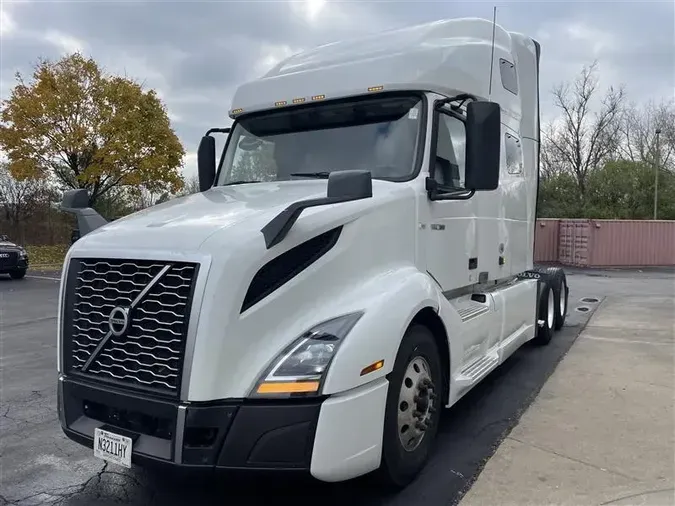 2021 VOLVO VNL64T7601d813fa869a2e74d4cf283755a1e13b0