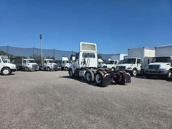 2020 NAVISTAR INTERNATIONAL LT625 DAYCAB T/A1d82b9d74c73c59323a420d448c3a425