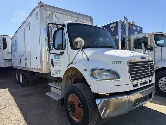 2008 FREIGHTLINER BUSINESS CLASS M2 106