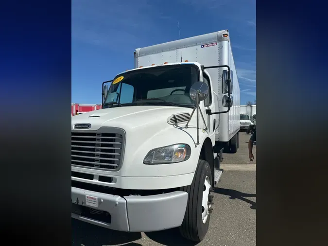 2018 FREIGHTLINER/MERCEDES M2 1061d8bd087d6064f1afb03573aa63c040e