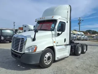 2019 FREIGHTLINER/MERCEDES CASCADIA 125
