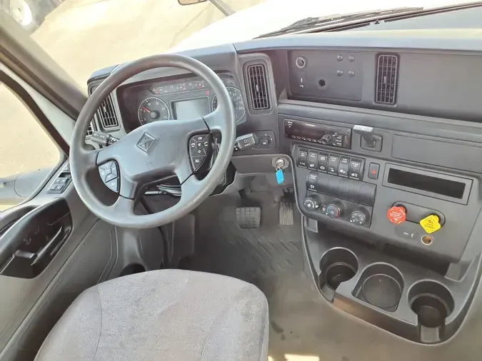 2019 NAVISTAR INTERNATIONAL LT625 DAYCAB T/A