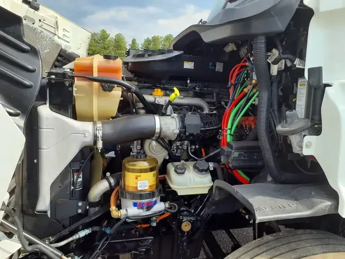 2018 FREIGHTLINER CASCADIA 113