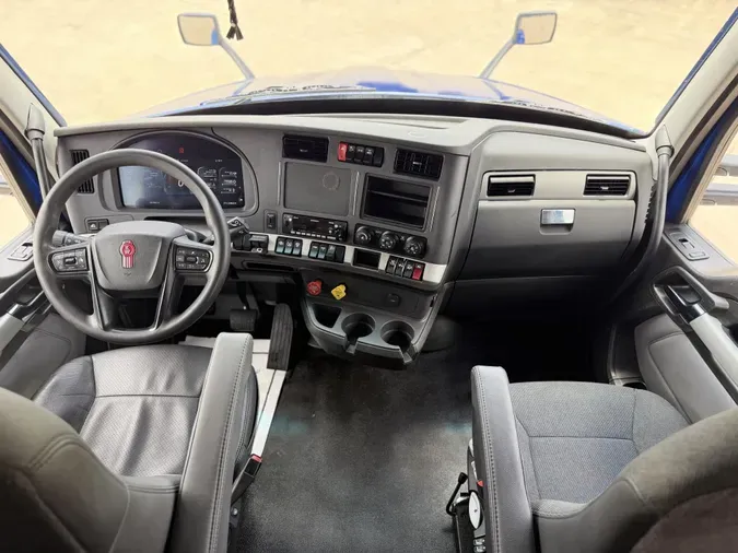 2023 Kenworth T680