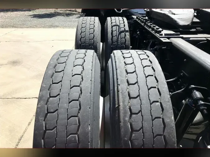2021 INT LT625 6x4