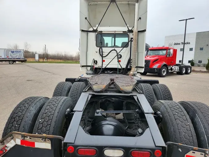 2018 MACK CXU613