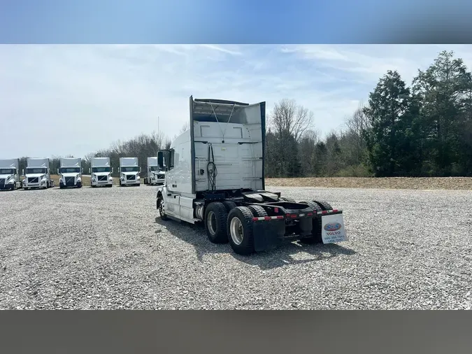 2018 Volvo VNL 740