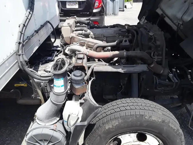 2019 ISUZU NPR